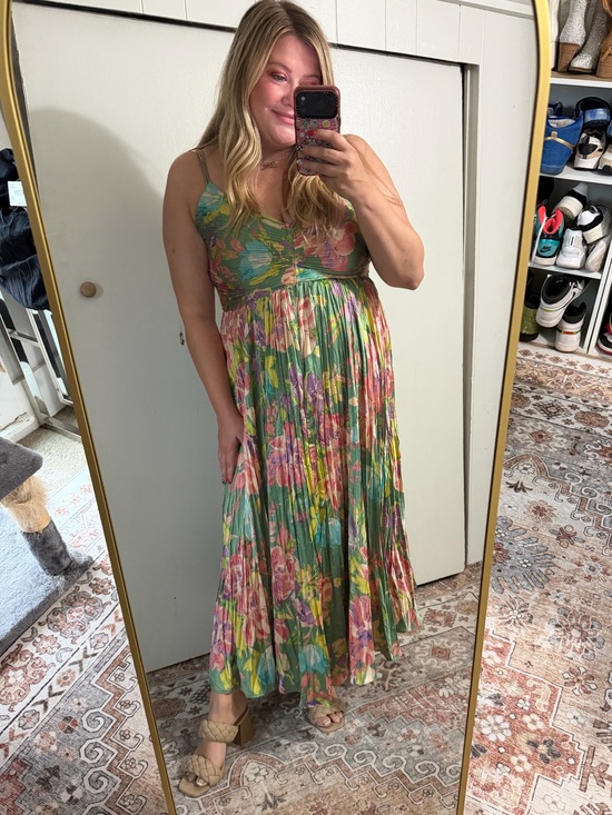 Astr Dresses & Skirts - ASTR Maeve MIDI Dress Green Floral Size XL